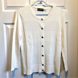 NWOT Karl Lagerfeld cardigan Sweater white Women Medium long sleeve buttons